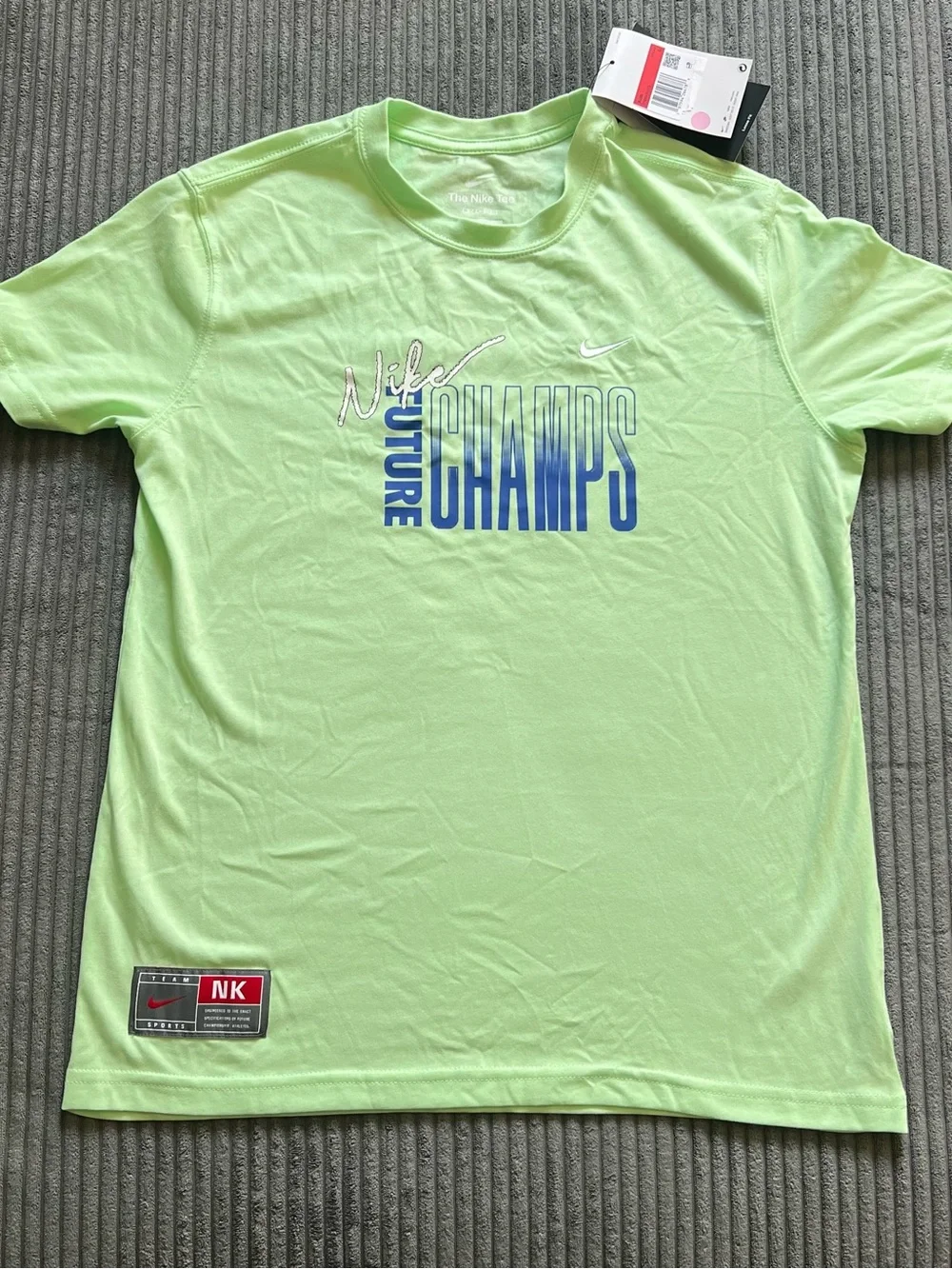 Nike Dri-FIT Future Champs Kids Youth Large Green Graphic T-Shirt NWT